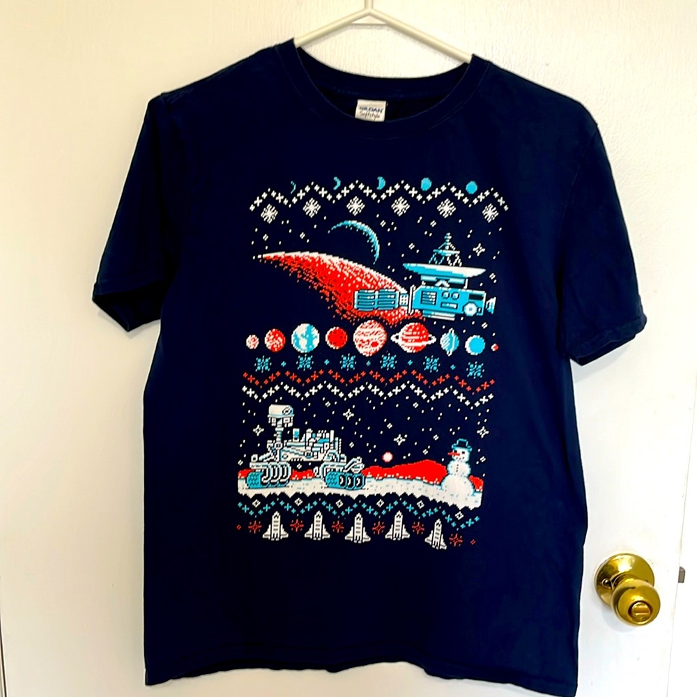 Gildan Men's Navy Graphic Tee Shirt Size Medium